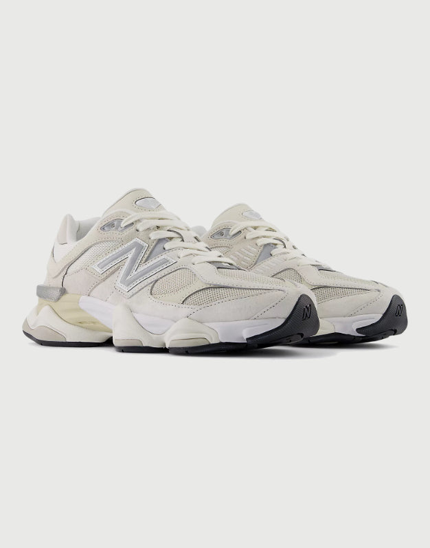 New Balance  9060 WHT - SEA SALT-1
