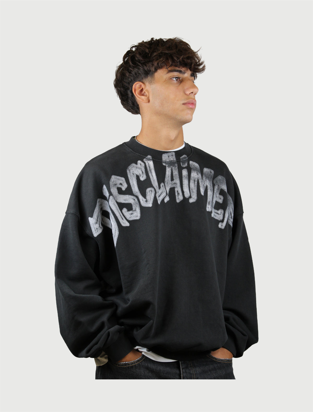 DISCLAIMER - Maglia Uomo Oversize Girocollo in Felpa Tinta in Capo Nero-1