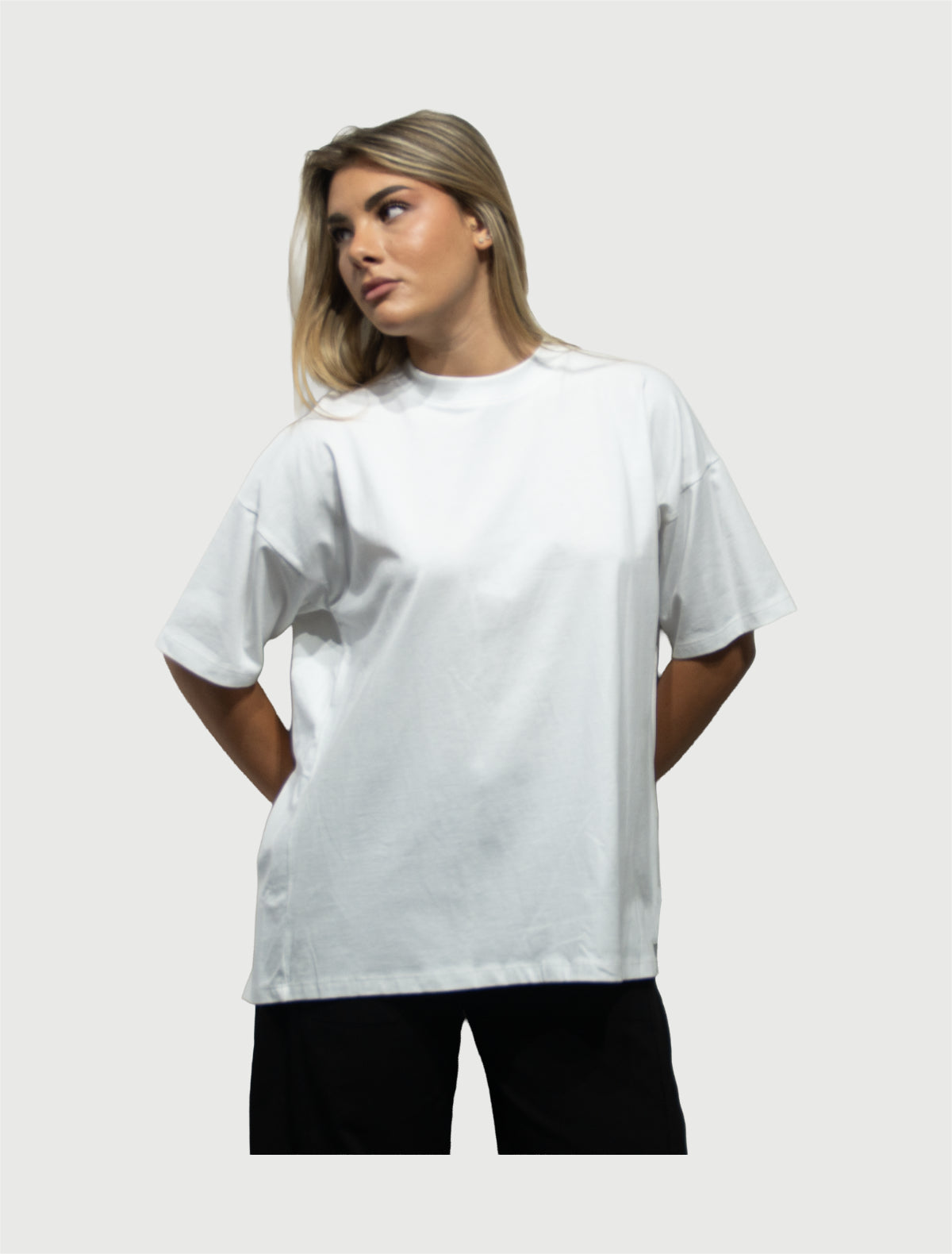 VICOLO - T-Shirt Over Apertura Posteriore