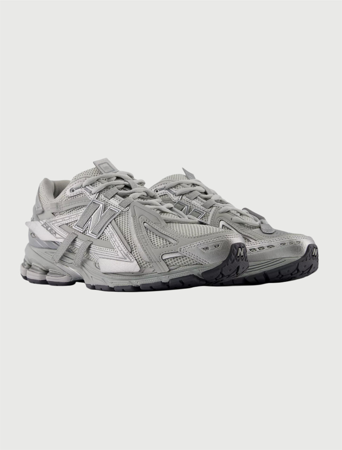New Balance M1906AG CONCRETE con SILVER METALLIC e Brighton Grey
