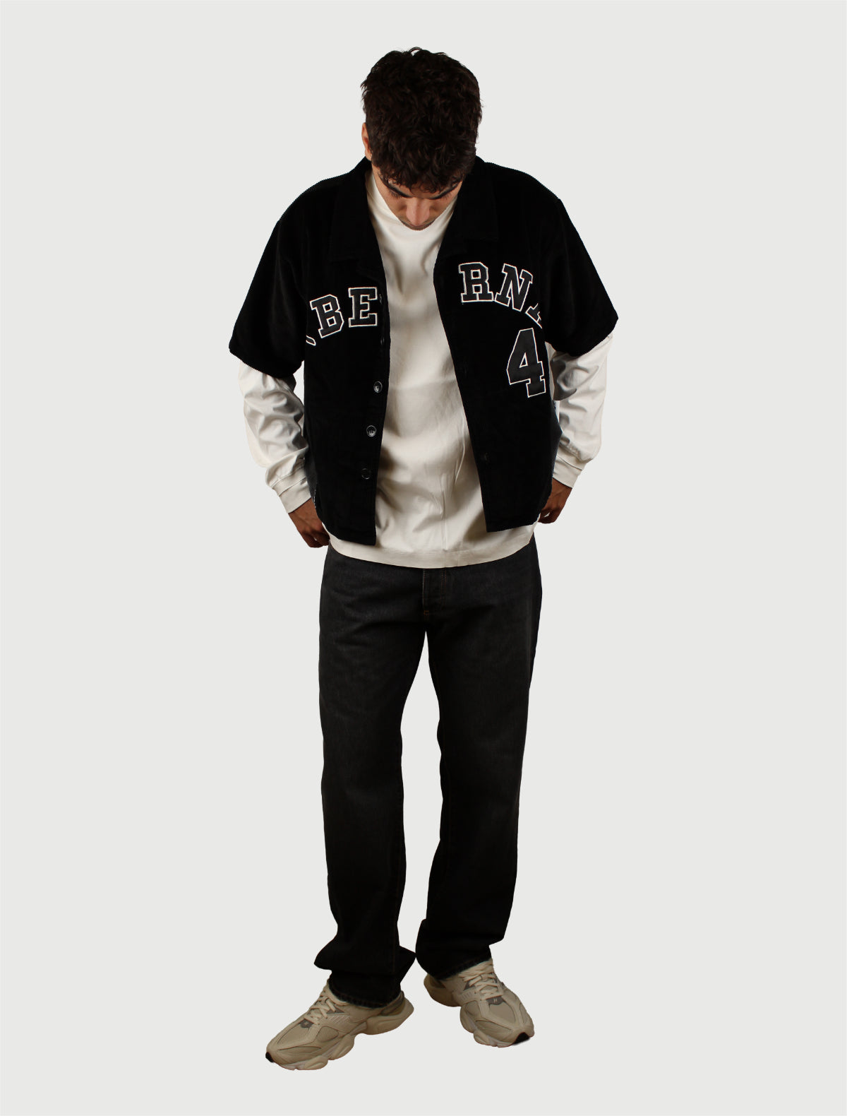 BERNA - BASEBALL SHIRT CROPPED VELLUTO NERA-4