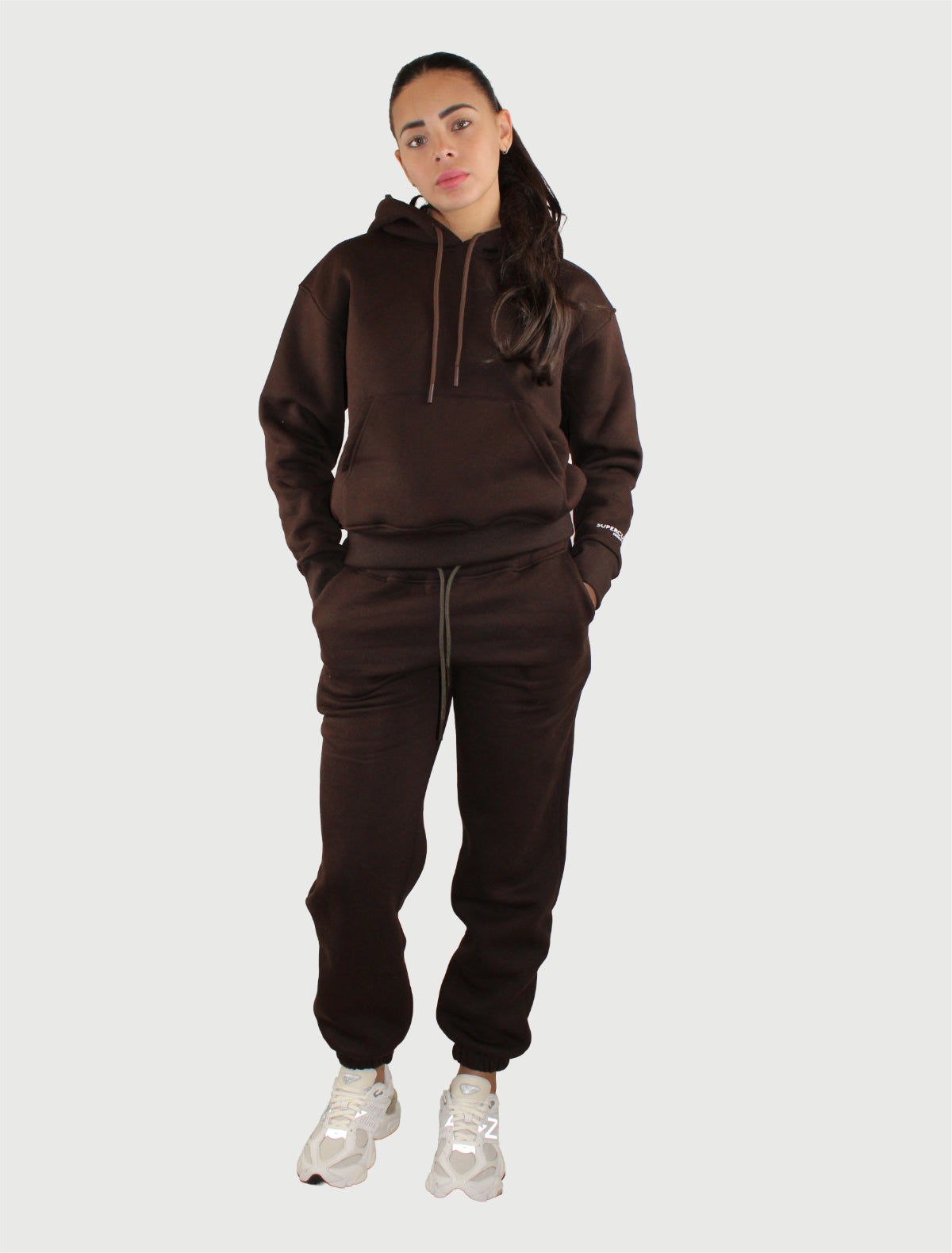 SUPERCULTURE - FELPA SALLY CON CAPPUCCIO E MARSUPIO CROP FIT-1