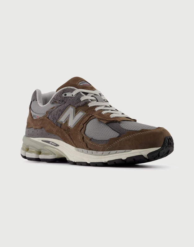 New balance M2002D Protection Pack - CORTADO con RAINCLOUD