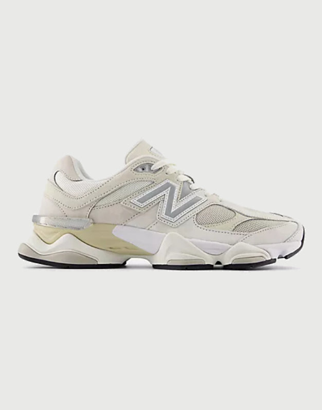 New Balance  9060 WHT - SEA SALT-2