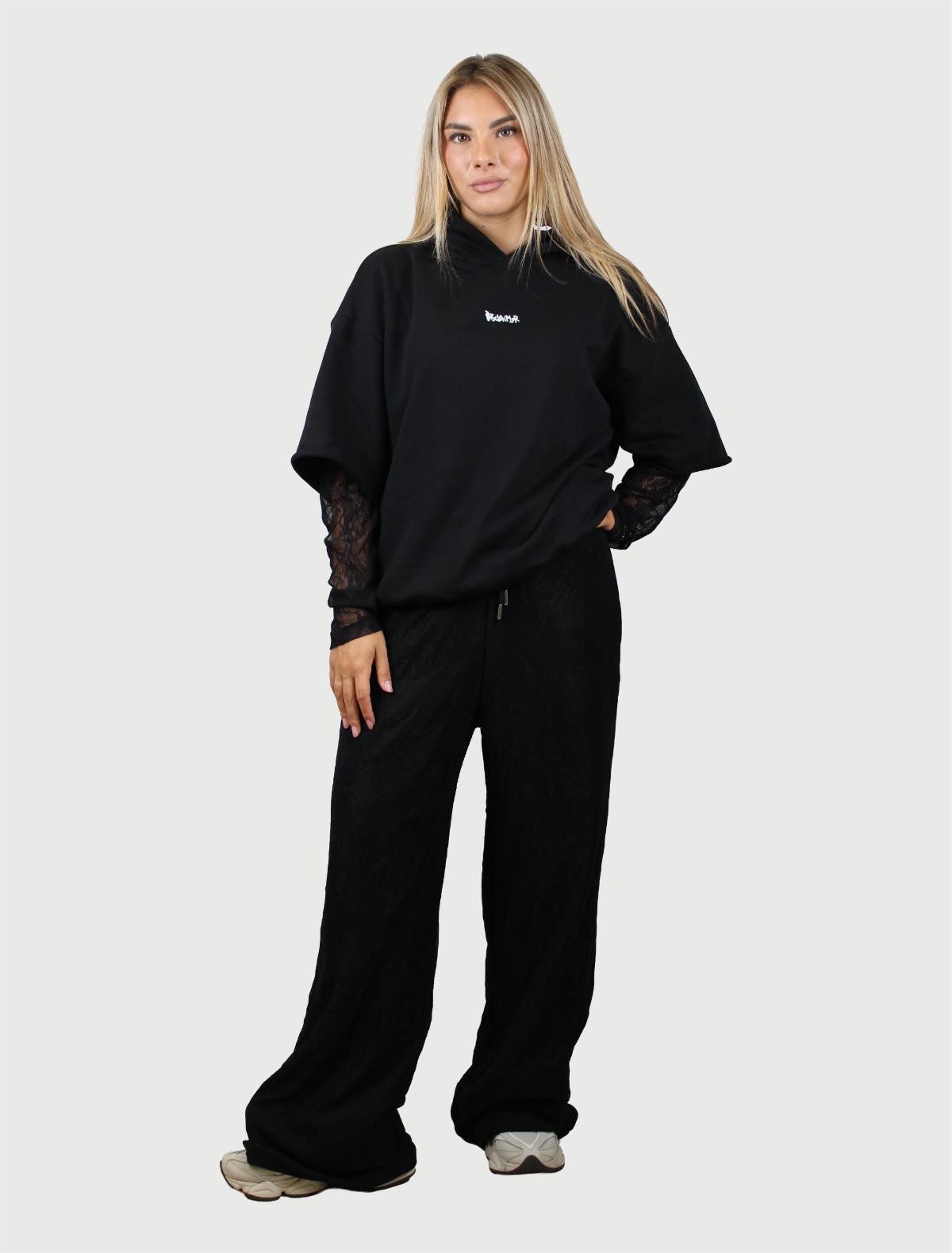 DISCLAIMER - Maglia Donna Oversize Girocollo in felpa Nero-3