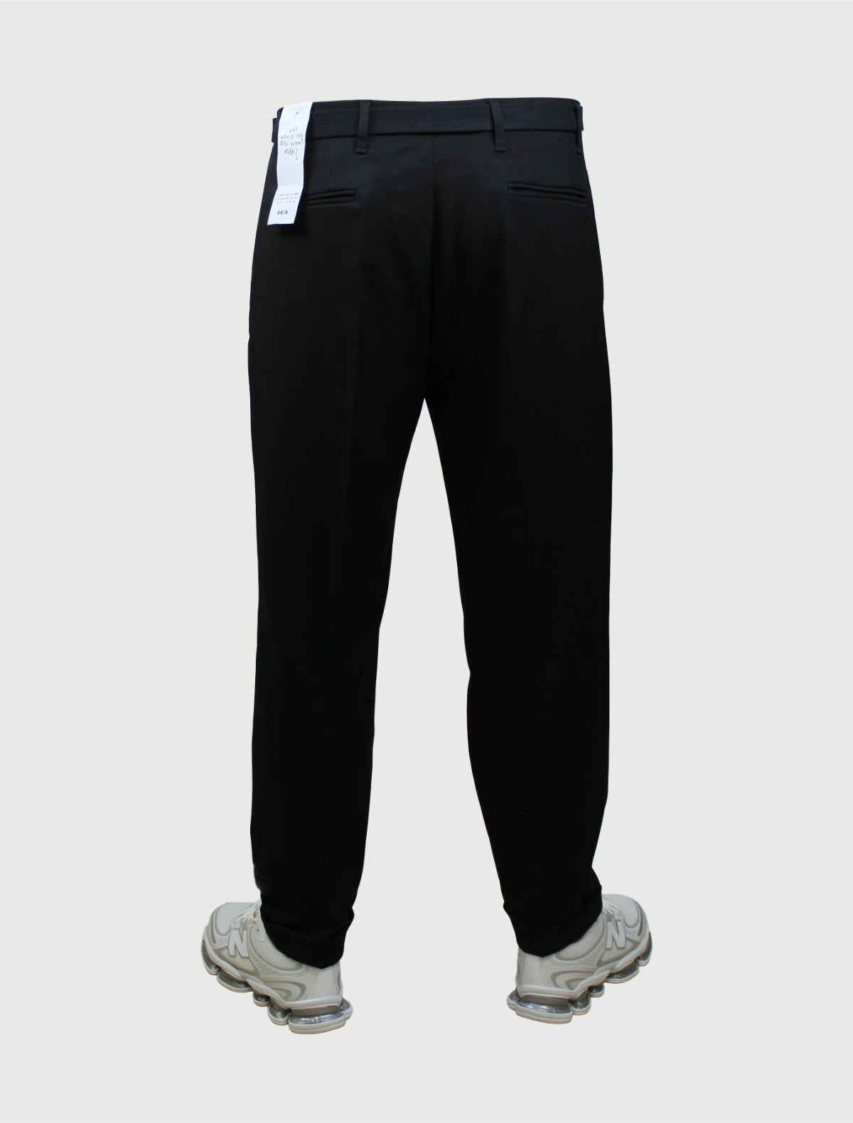 BERNA - Pantalone con cintura - Nero-2