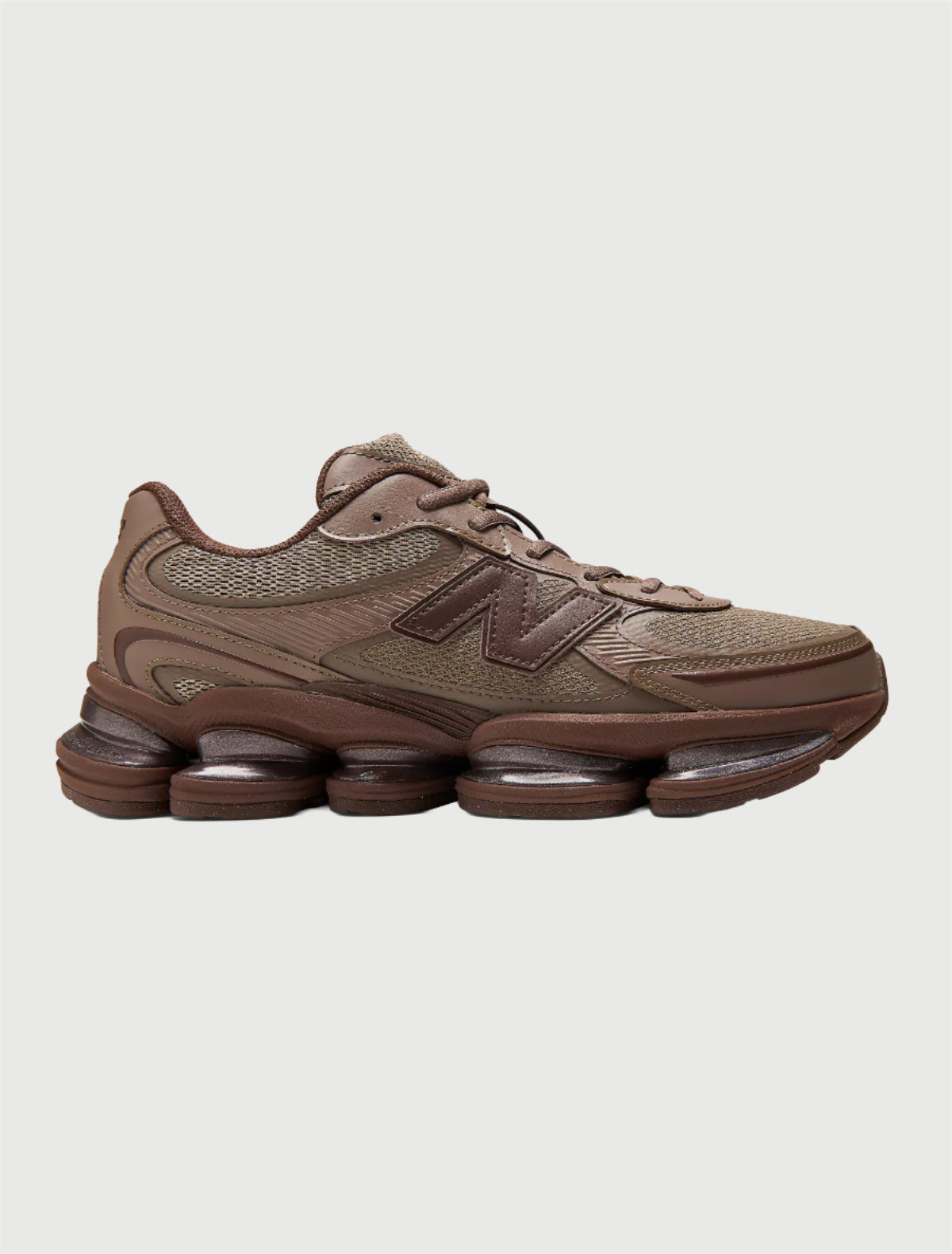 New Balance U20004EY THUNDER BROWN con PUMPERNICKEL-2