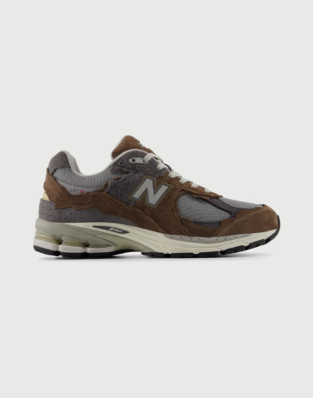New balance M2002D Protection Pack - CORTADO con RAINCLOUD-2