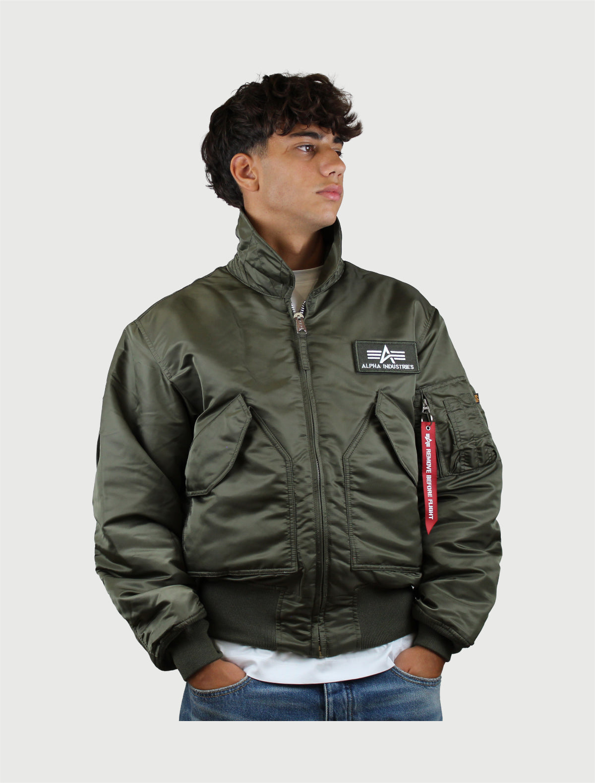 ALPHA INDUSTRIES - Heritage Bomber Jacket Verde Oliva-2