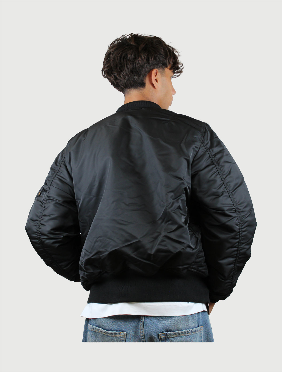 ALPHA INDUSTRIES -  Heritage Bomber Jacket Nero-3