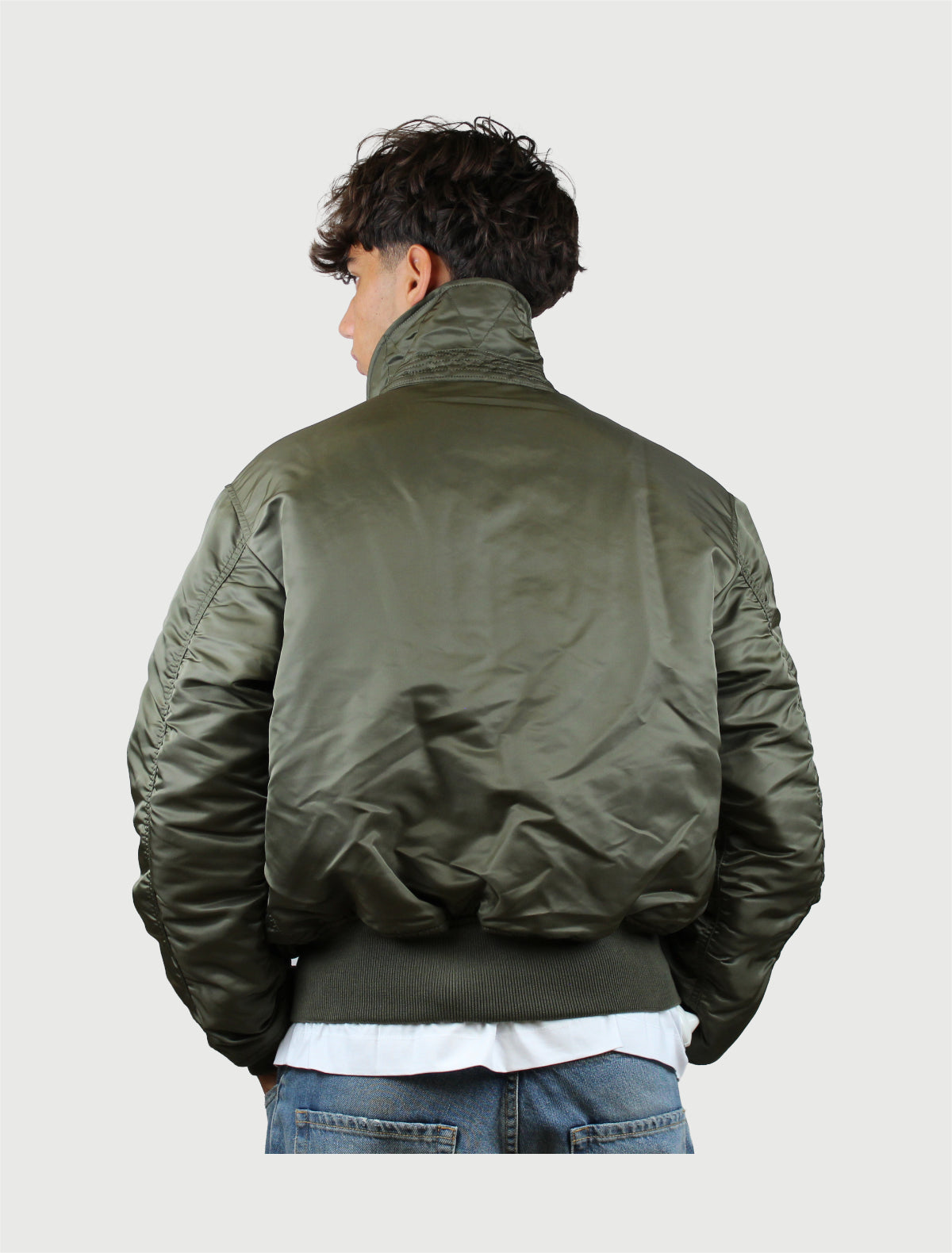 ALPHA INDUSTRIES - Heritage Bomber Jacket Verde Oliva-4