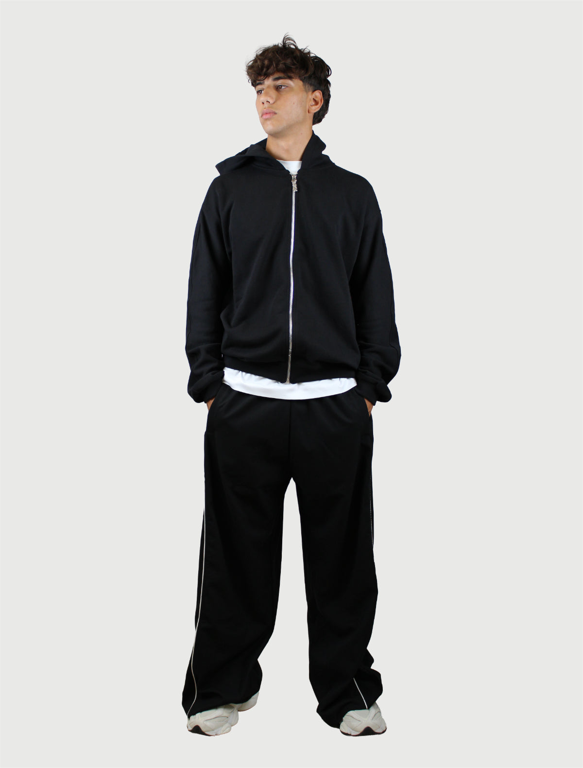 DISCLAIMER - Maglia Uomo Full Zip con Cappuccio in Felpa Nero-4