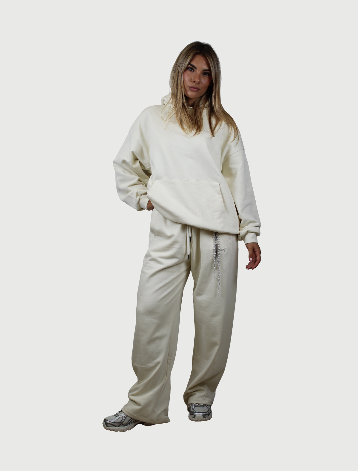 DISCLAIMER - Pantalone Donna Oversize in felpa Latte