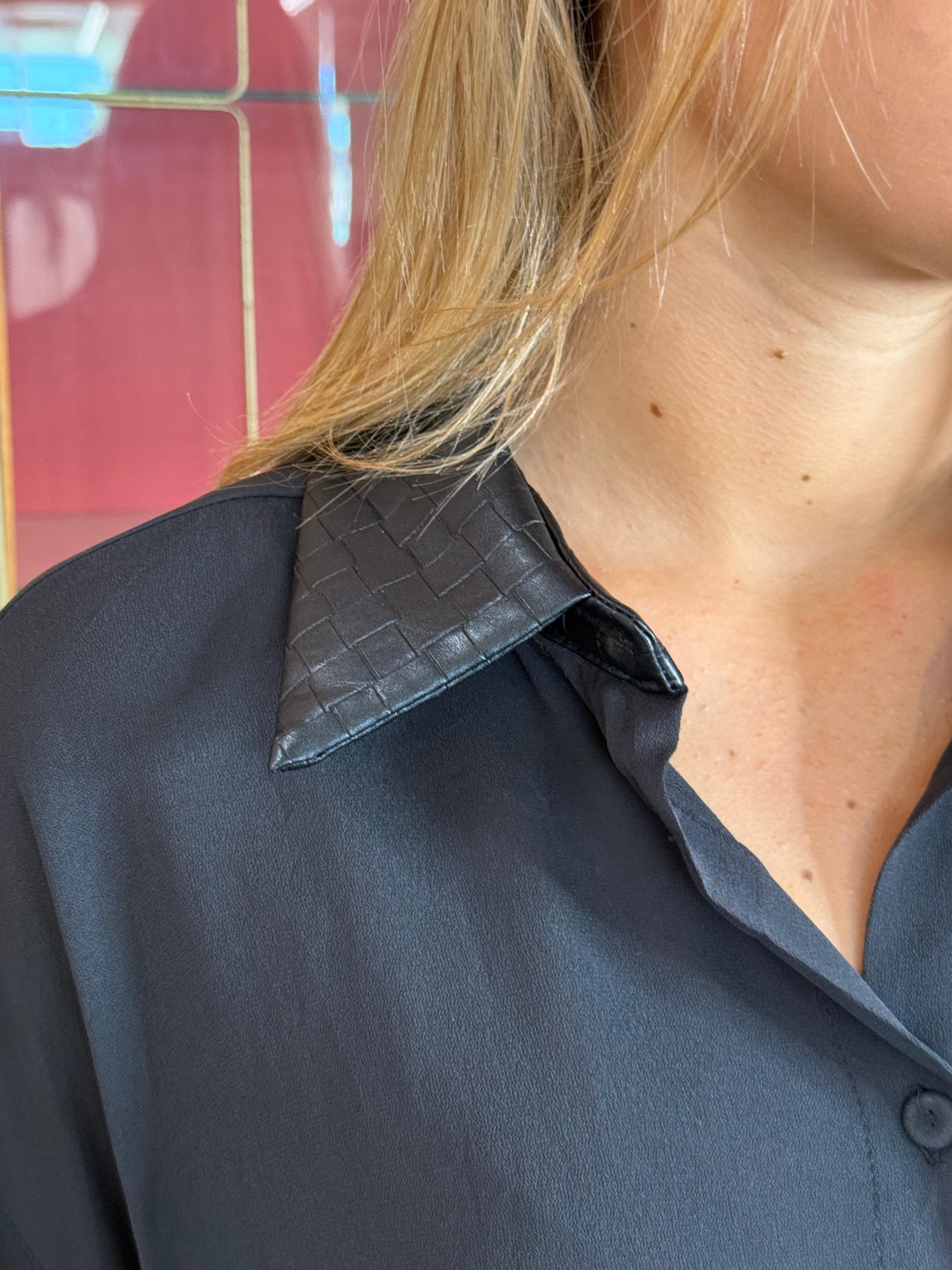 Tensione In - Camicia Inserti Ecopelle Nera-2